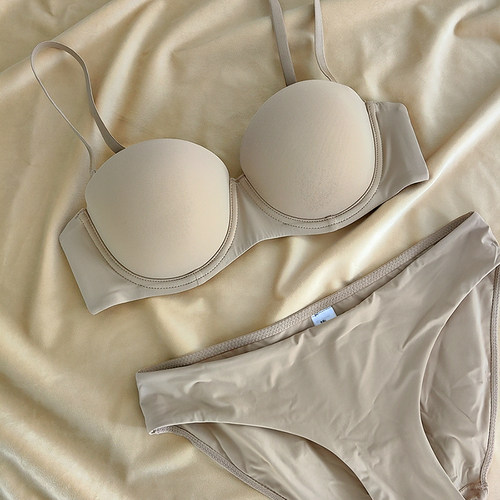 简约无痕软钢圈光面上托内衣