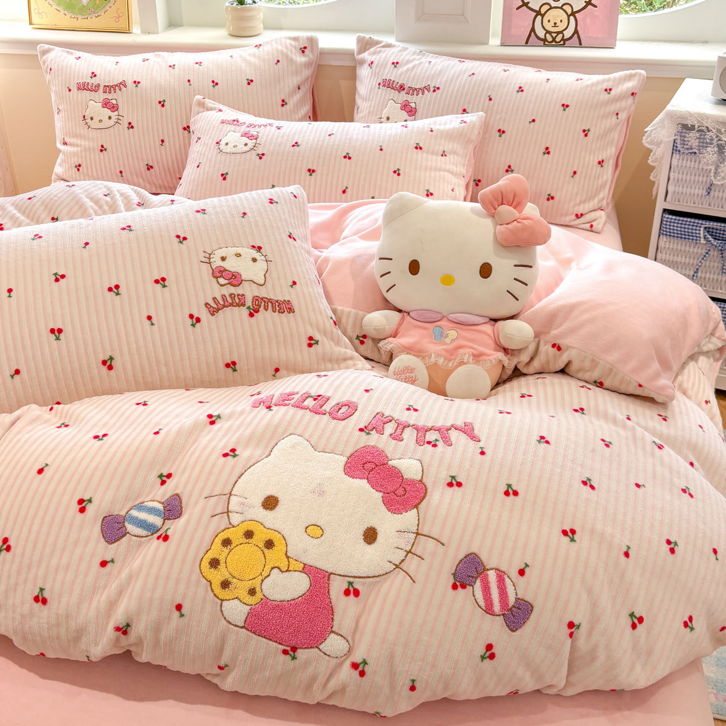 可爱HelloKitty卡通女孩牛奶绒床上四件套冬季加厚加绒床单三件套
