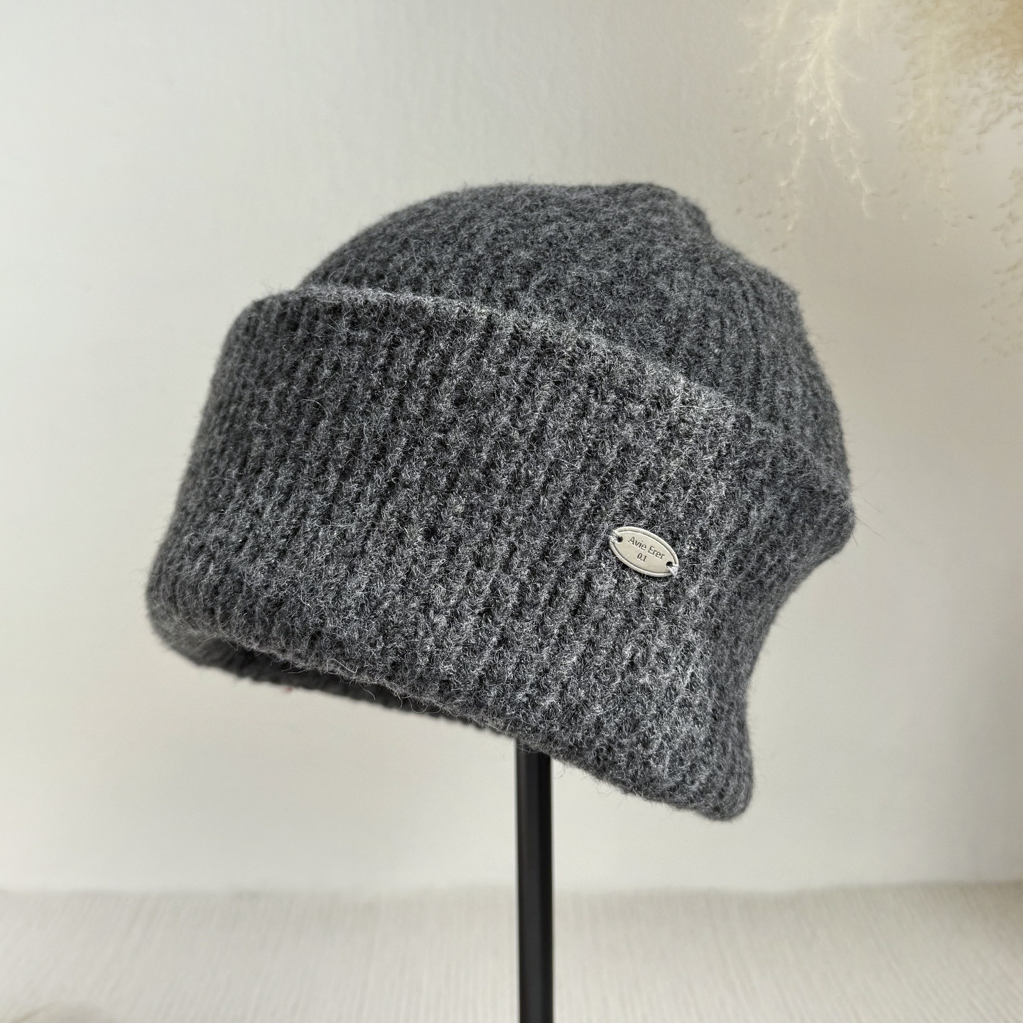 2025新款韩版针织毛线帽女秋冬保暖护耳帽显脸小金属标灰色冷帽潮,服饰配件/皮带/帽子/围巾,帽子,淘宝优惠券,粉丝福利购,淘宝优惠卷