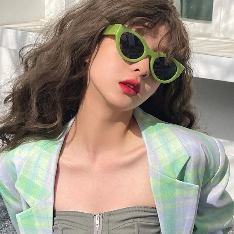 欧美风绿框墨镜辣妹凹造型拍照眼镜复古嘻哈猫眼太阳镜女网红爆款