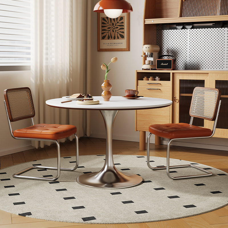 法式复古风岩板餐桌郁金香圆形饭桌家用小户型中古风洽谈桌椅组合