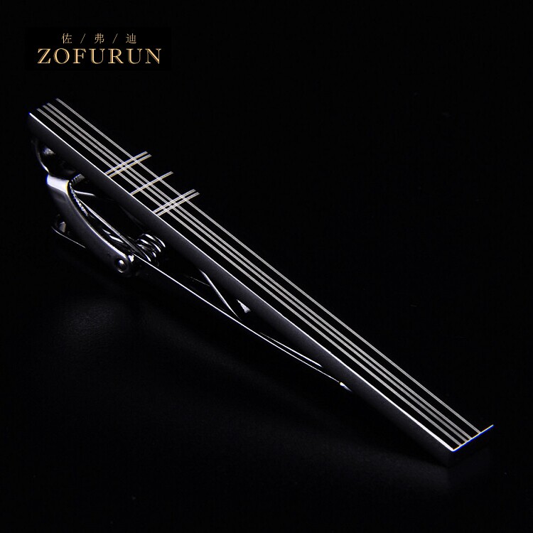 유럽과 미국의 가벼운 고급 남성 넥타이 클립 정장 칼라 액세서리 클래식 실버 레이저 각인 넥타이 클립 남성용 비즈니스 액세서리