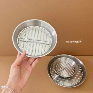 304不锈钢空气炸锅烤盘带网滤水滤油圆盘锅烤箱烤盘沥油盘烧烤盘