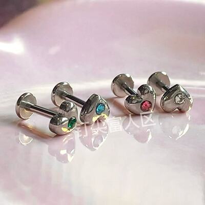 心形包钻唇钉耳骨钉钛钢材质爆闪小众设计感辣妹防过敏女穿刺饰品