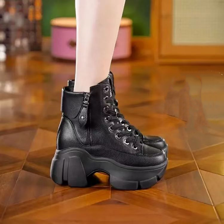 清仓爆款加绒加厚马丁靴女2024年冬季新款复古休闲百搭厚底雪地靴