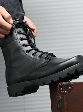 户外正品作战靴男高帮军勾鞋子真皮工装训练保安特勤防水马丁靴女