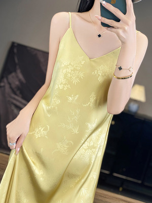 轻奢高级醋酸缎面提花国风吊带连衣裙女气质法式内搭打底A字长裙