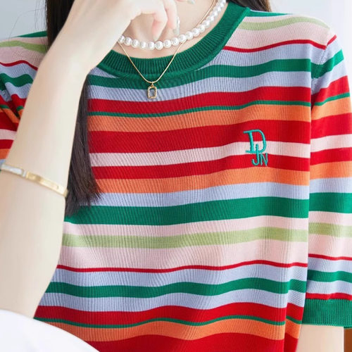 莱赛尔彩虹条纹薄款蝙蝠衫圆领设计感短袖刺绣字母宽松T恤