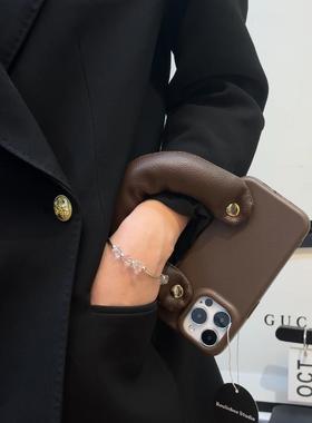 气质充棉手腕带适用苹果16promax手机壳iPhone15ProMax新款14pro防摔12女款11硅胶华为pura70小众个性全包软