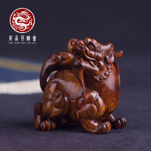 海南黄花梨貔貅手把件老料鬼脸纹湘工男女随身盘玩茶宠吉祥小摆件