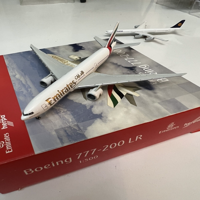 飞机客机模型 波音Boeing777-200LR阿联酋航空1:500，官方发行，