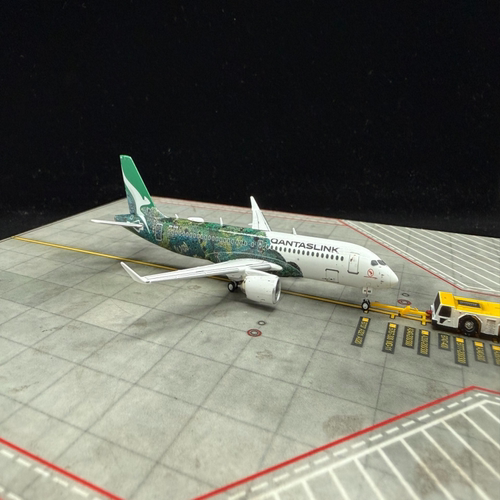1：400 GJ  澳洲航空 空客A220-300 注册号VH-X4A， 非常漂亮的原
