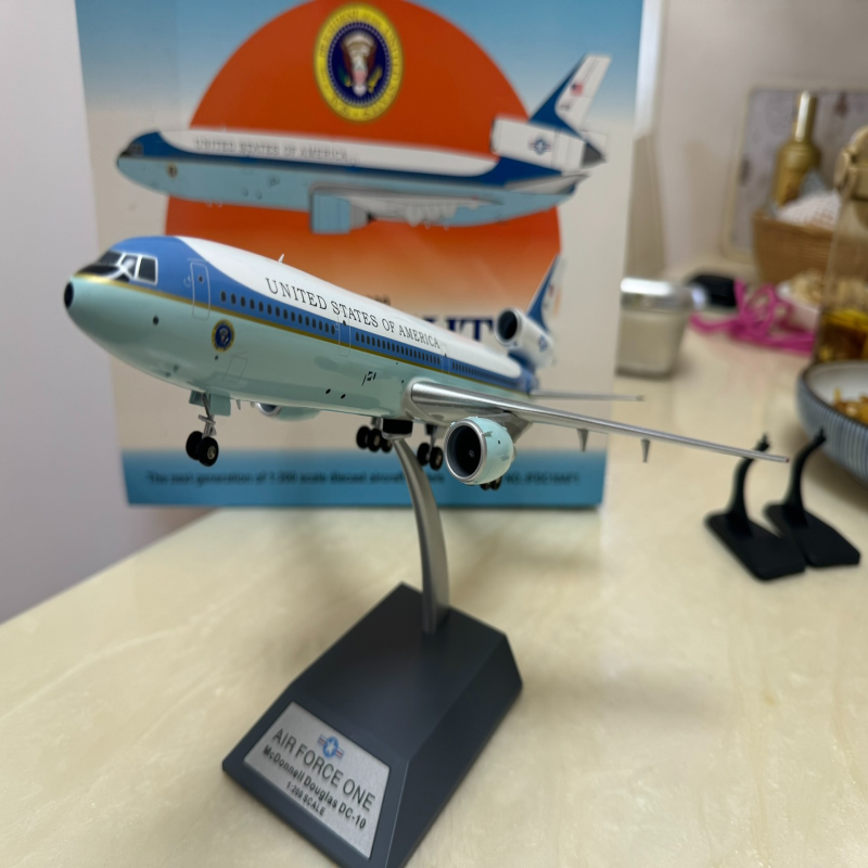 ：Inflight200机型：DC-10比例：1:200涂装：美国空军一号 / USA