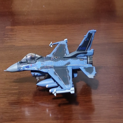 Gulliver 1/200  美军大号F16战斗机  F-2A战斗机合金成品模型，