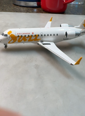 NG加拿大航空旗下Jazz航空 CRJ200ER飞机模型  1/200飞机模型，