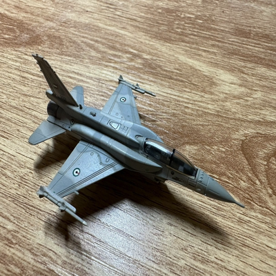 小比例飞机模型herpa 1:200 1/200 阿联酋空军F-16E 关联hogan在