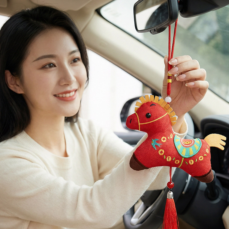 马年吉祥物车载挂件高级感小马饰品车挂女生高级玩偶巨超好看绝美,汽车用品/电子/清洗/改装,车挂,淘宝优惠券,粉丝福利购,淘宝优惠卷