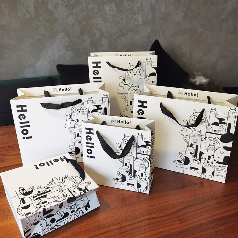 趣味卡通黑白港风礼品袋高级感服装包装袋手提袋纸袋子可定制logo