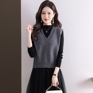 套头背心针织马甲女款外搭上衣2025秋装新款羊毛叠穿毛衣马夹背心