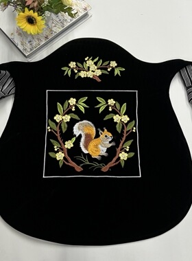 云南小孩背带老式绣花背扇贵州宝宝背巾四川传统背巾裹背式绣花