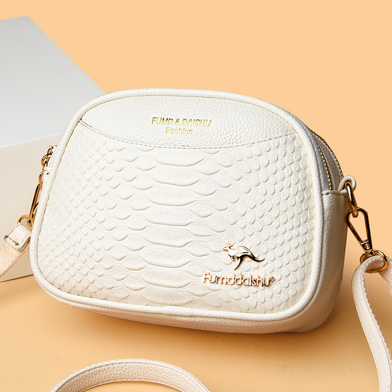 正品真皮中年妈妈鳄鱼纹斜挎包女小圆包女2024新款软皮单肩手机包