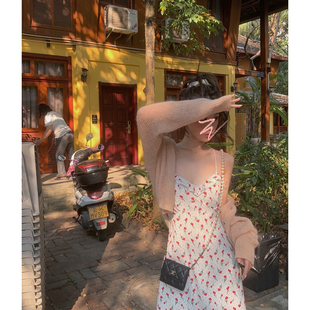 女2023初春新款 shop针织开衫 V领别致设计感小众慵懒风上衣 are