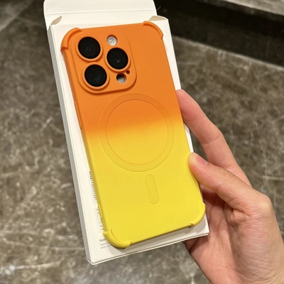 高级感渐变磨砂苹果16pro手机壳