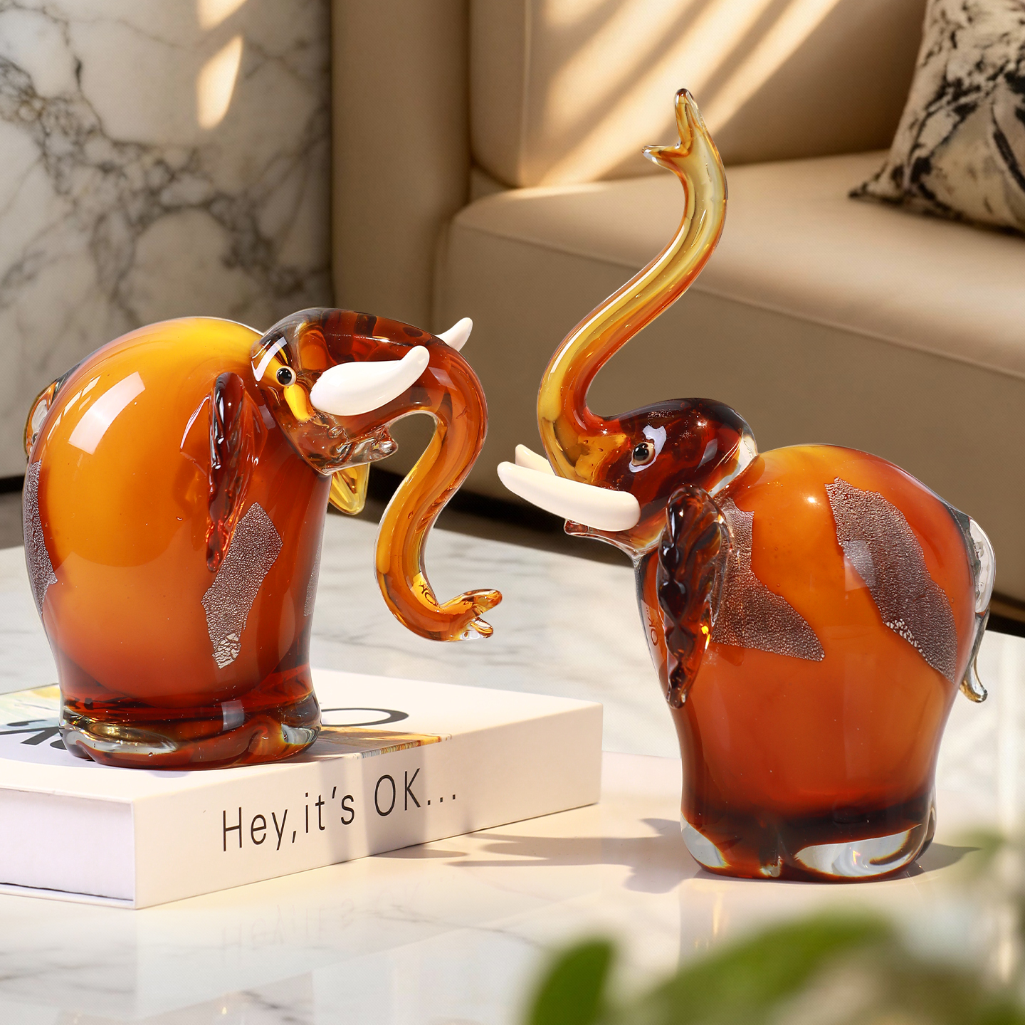 玄关桌面摆件客厅轻奢高档2025新款酒柜办公室装饰开业礼物工艺品