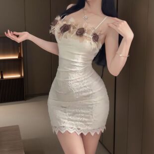 cutie辣妹性感纯欲风新款高腰裙气质吊带立体花朵修身连衣裙短裙
