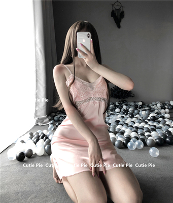 cutie：今晚不睡觉蕾丝夏吊带睡裙性感睡衣女缎面火辣夏露背吊带