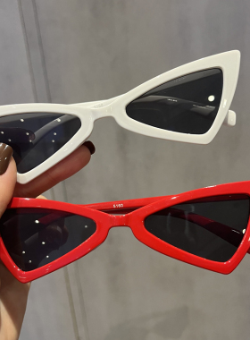 新款欧美墨镜女复古三角猫眼男太阳镜网红同款四边形蝶形太阳眼镜