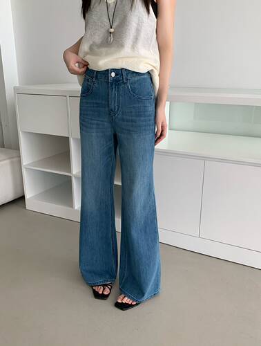 THE MS2217韩版四面弹直筒微喇牛仔裤女26年夏款高腰显瘦显高裤子