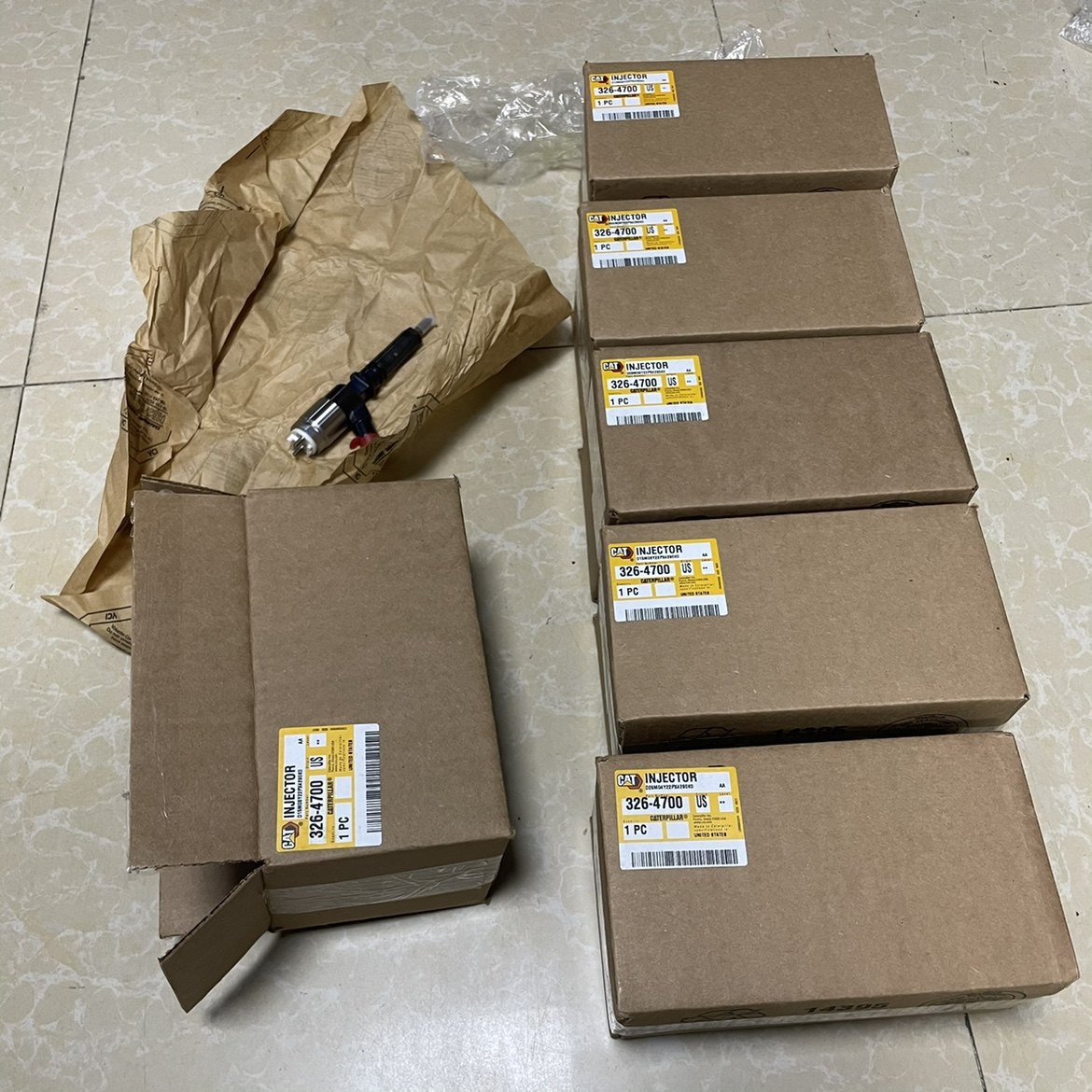 挖机原厂卡特320D，C6.4发动机原厂喷油嘴 喷油器总成 正品百分百