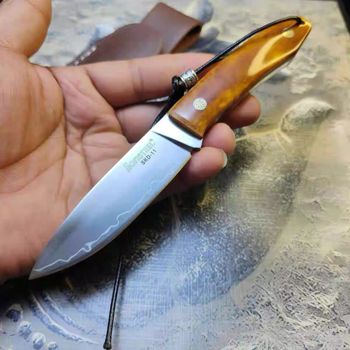 三合钢高硬度户外一体钢直刀锋利小刀防身手把肉刀野外露营随身刀