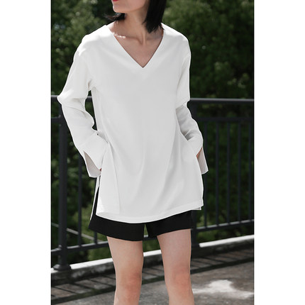 JUZININE原创设计白色真丝V领衬衫宽松长袖上衣冷淡风极简中长款