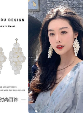 白色流苏夸张花朵耳环女适合夏天云南大理旅游度假拍照的耳饰耳夹