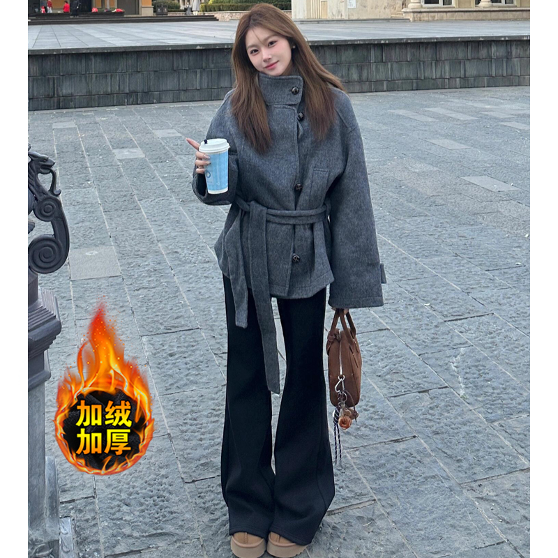 黑色加绒直筒不贴腿微喇裤2025冬