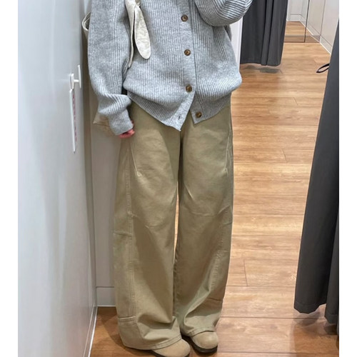 卡其色复古弯刀牛仔裤女2026新款