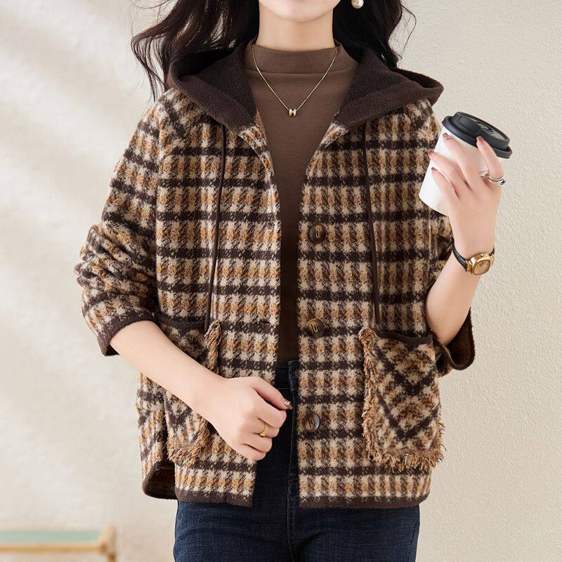 2025年冬季新款宽松休闲格纹连帽气质短款加厚女士毛呢