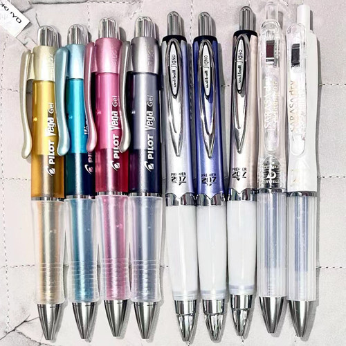 三菱黑笔软握胶中性笔