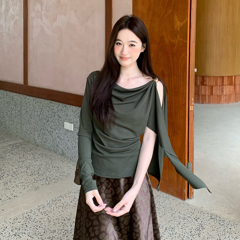 秋季天丝露肩针织女上衣打底减龄图片
