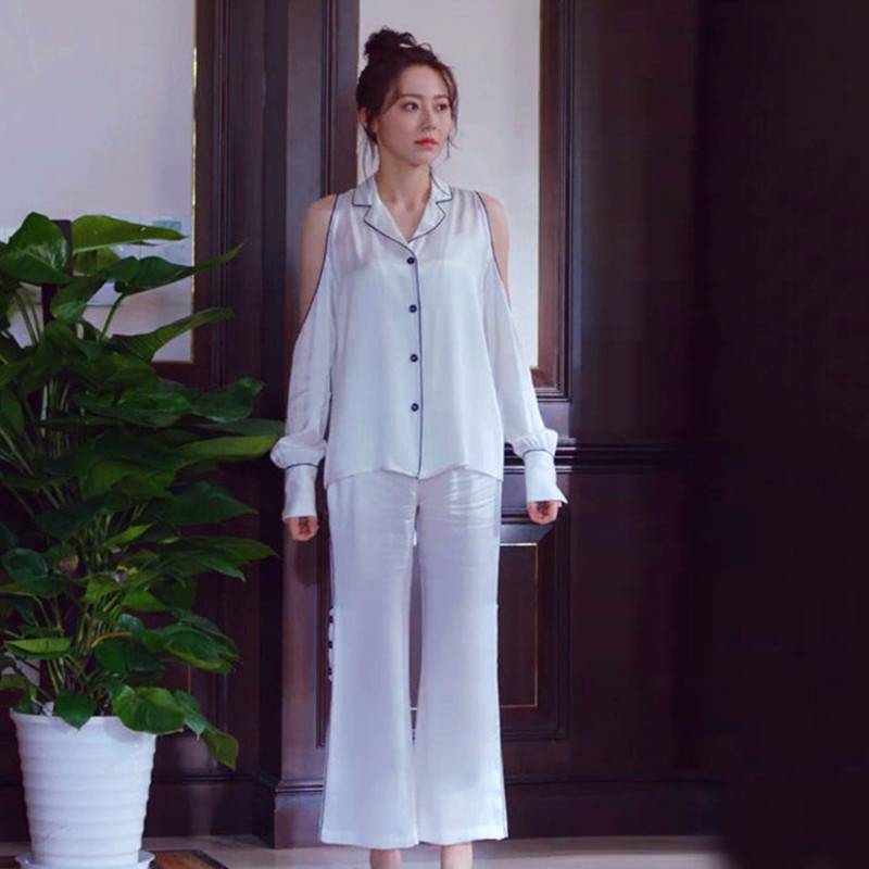 黄梦莹小性感真丝睡衣明星同款