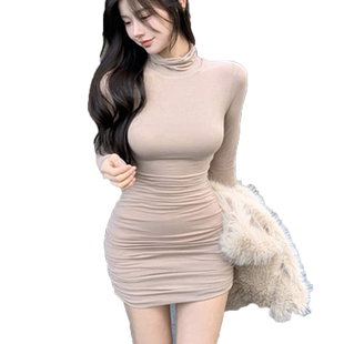 纯欲性感高领连衣裙女2024春装辣妹修身显瘦气质内搭打底包臀裙子
