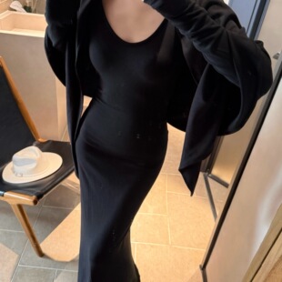 显瘦气质名媛风长裙打底裙 百搭性感披肩连衣裙女修身 秋冬新款 时尚