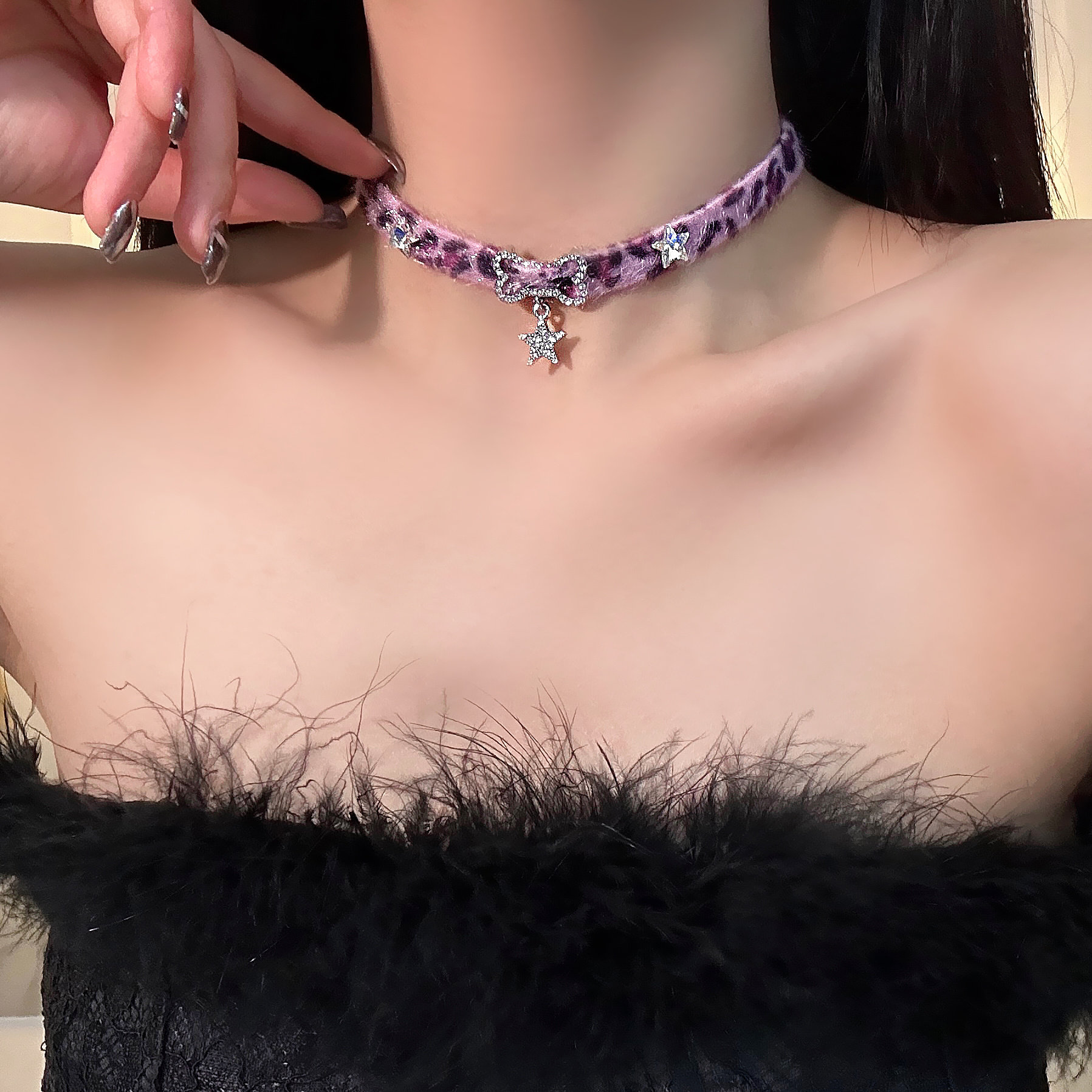 黑姑姑饰品choker普女千金玛德琳小众感紫色毛绒豹纹项链脖子配饰
