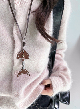时尚复古风棕色皮质小鱼骨项链