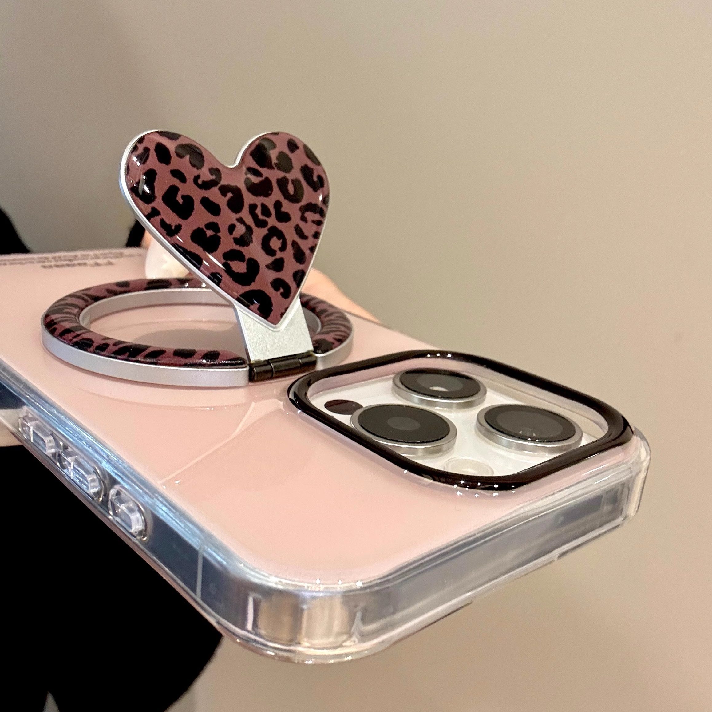 ins冰摩卡色爱心豹纹磁吸支架适用iphone16pro苹果15手机保护壳14,3C数码配件,手机保护套/壳,淘宝优惠券,粉丝福利购,淘宝优惠卷