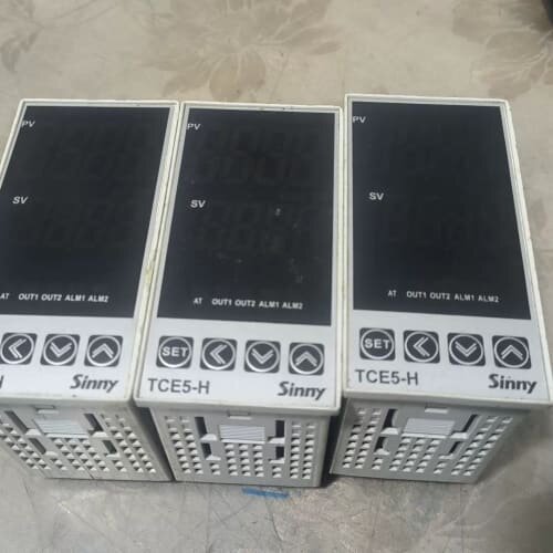议价上南sinny智能温控仪温度控制表TCE5-H R1T，有4