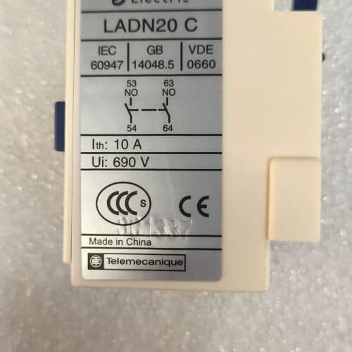 议价交流接触器辅助二常开LADN20C 全新未拆封价