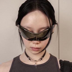 巴黎异形未来感赛博朋克风时尚 造型液态银镜面墨镜侃爷kanye眼镜